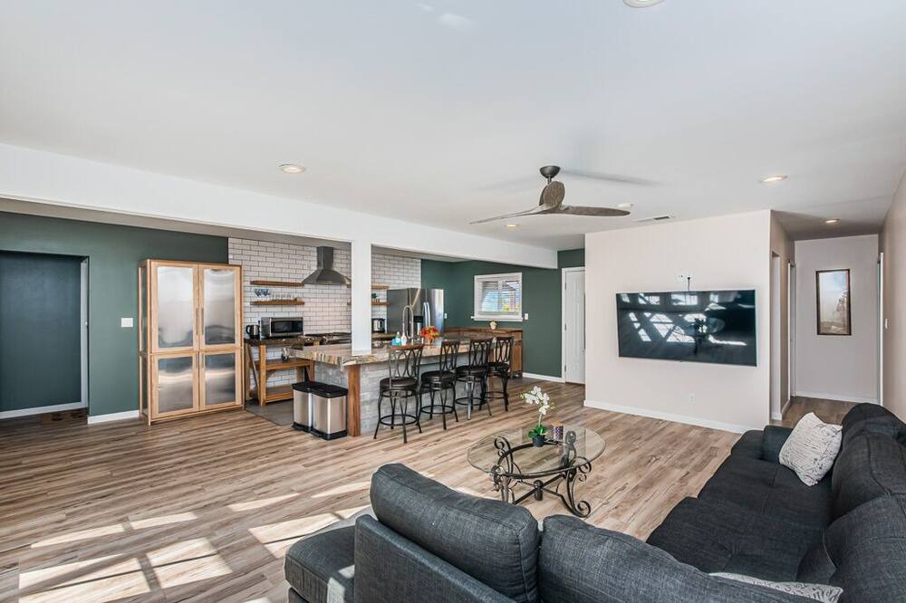 Photo of Livingroom in Loma Alta