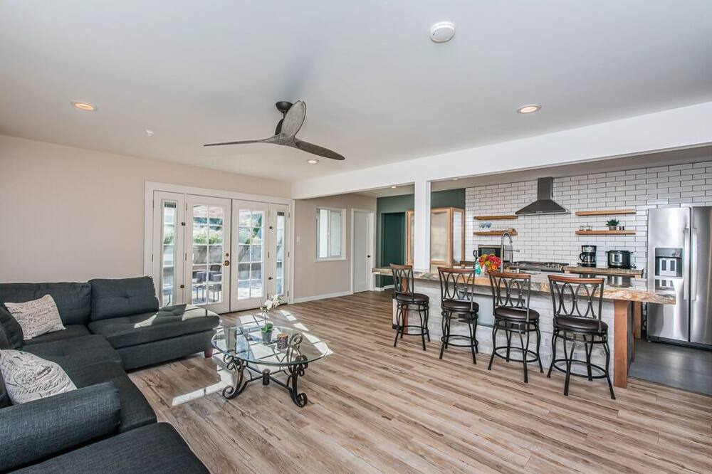 Photo of Livingroom in Loma Alta