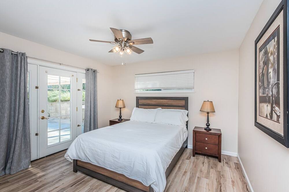 Photo of Bedroom in Loma Alta