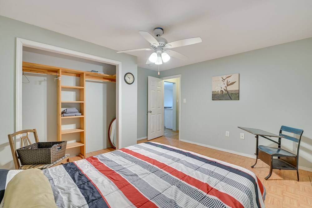 Photo of Bedroom in Oak Hill