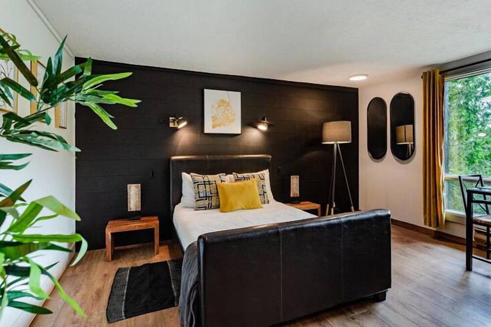 Photo of Bedroom in Sainte-Lucie-des-Laurentides