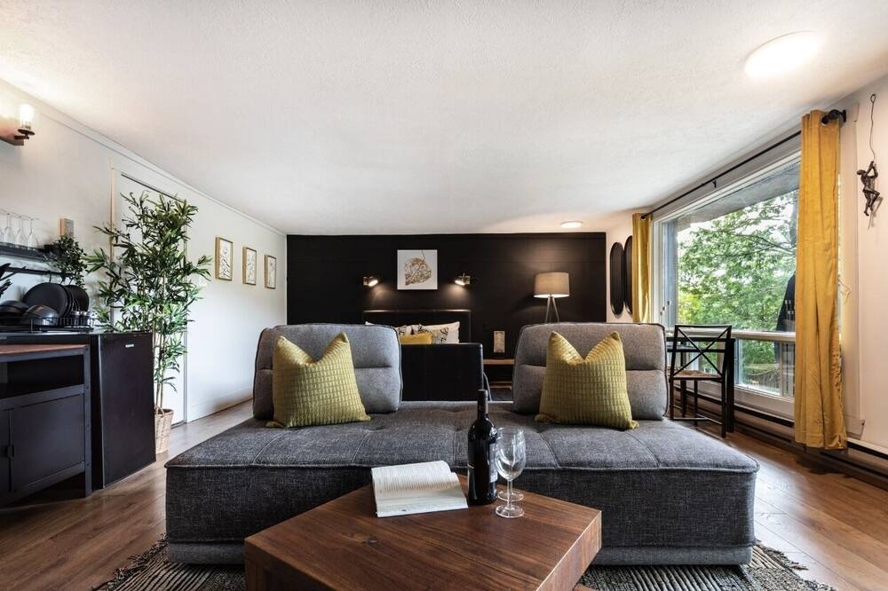 Photo of Livingroom in Sainte-Lucie-des-Laurentides
