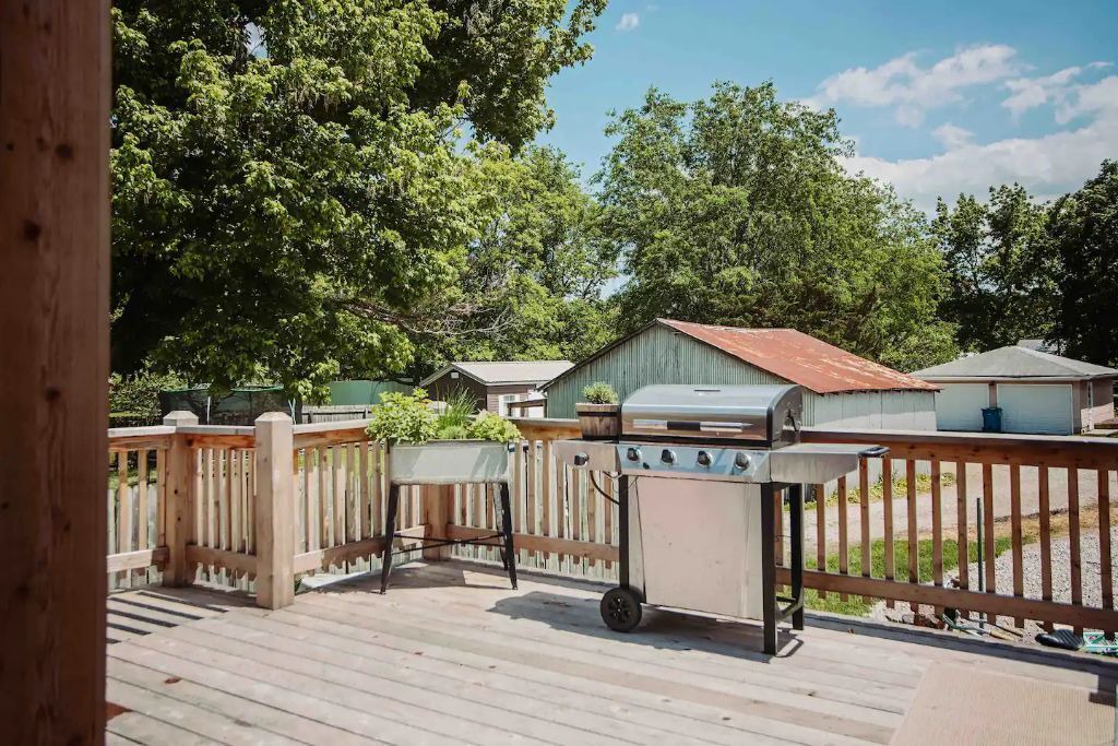 Photo of Outdoor in Lake Forest Estates