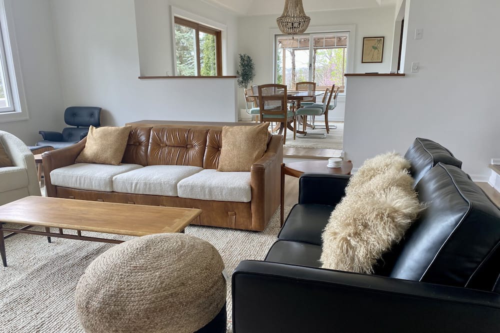 Photo of Bedroom in Bristol Hills