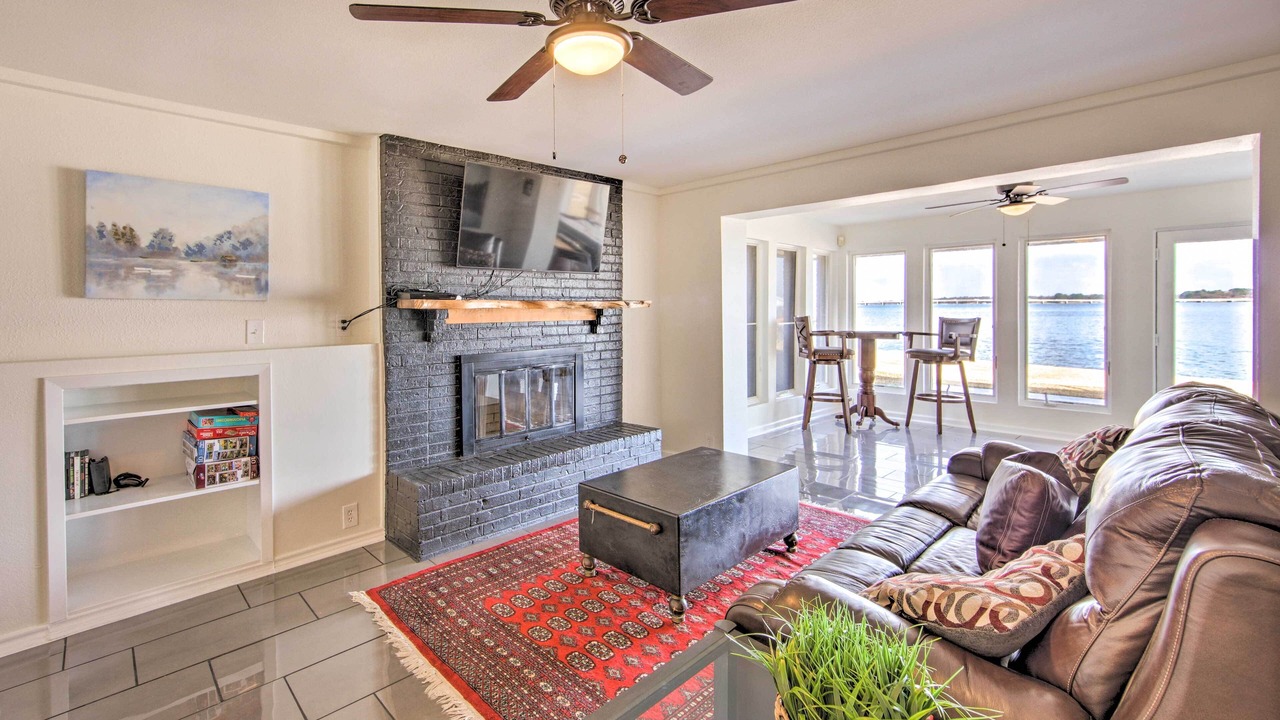 Photo of Livingroom in Mabank