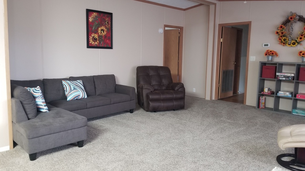 Photo of Livingroom in Lawrence