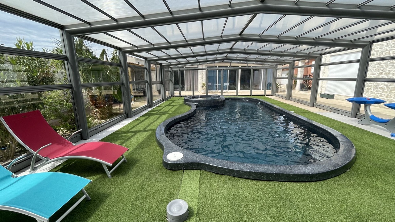 Photo of Outdoor in Caumont-sur-Durance