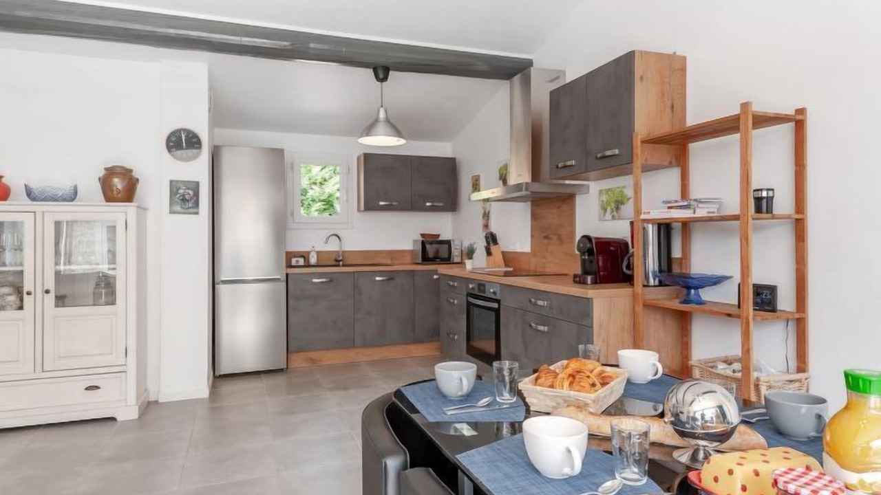 Photo of Kitchen in Caumont-sur-Durance