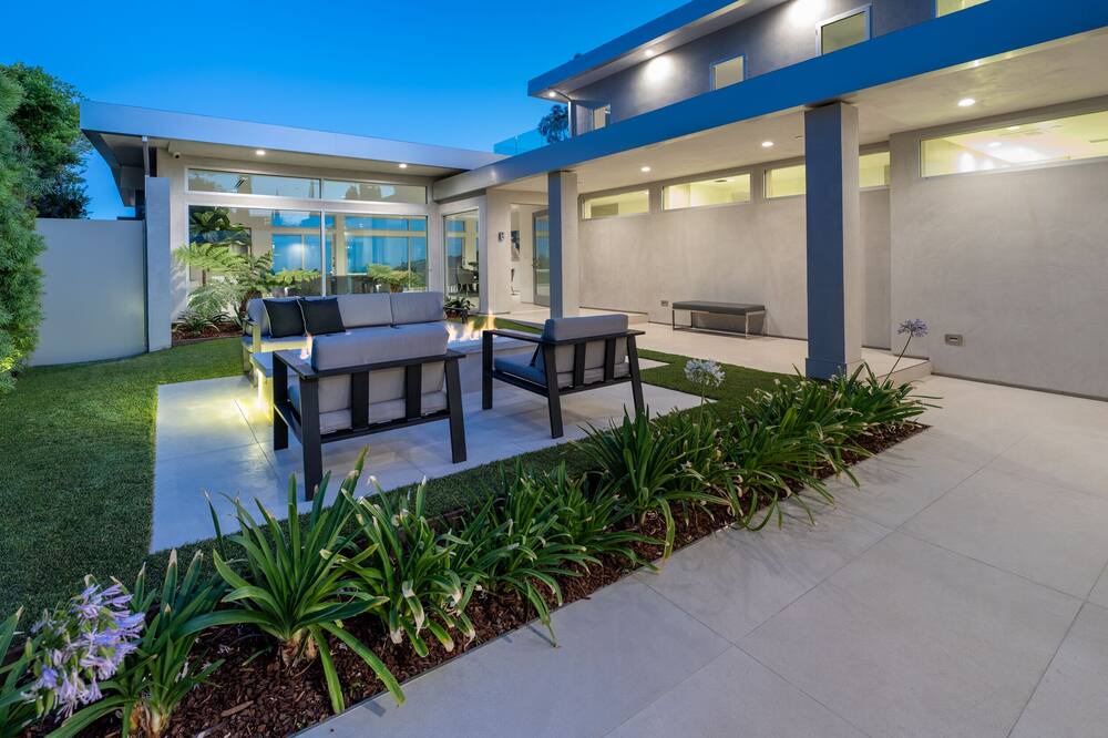Photo of Patio Balcony in Sherman Oaks