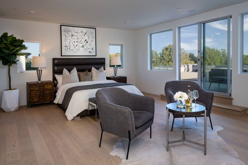 Photo of Bedroom in Sherman Oaks