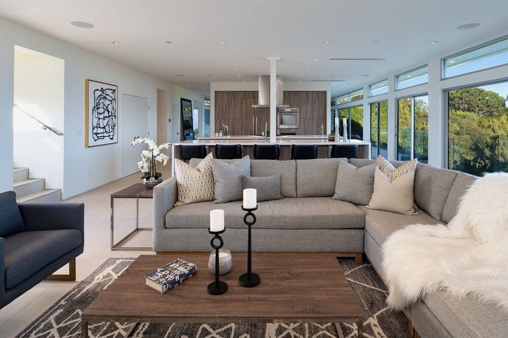 Photo of Livingroom in Sherman Oaks