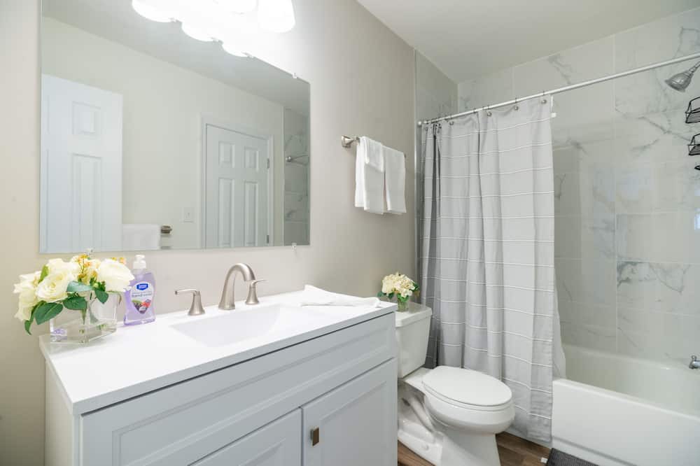 Photo of Bathroom in North Wales