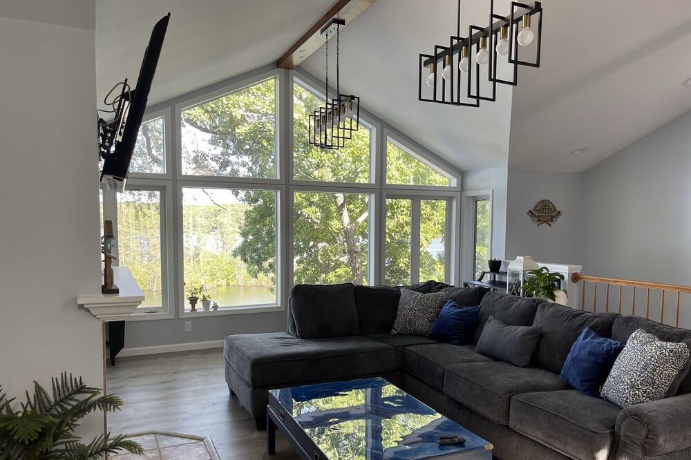 Photo of Livingroom in Whitewater