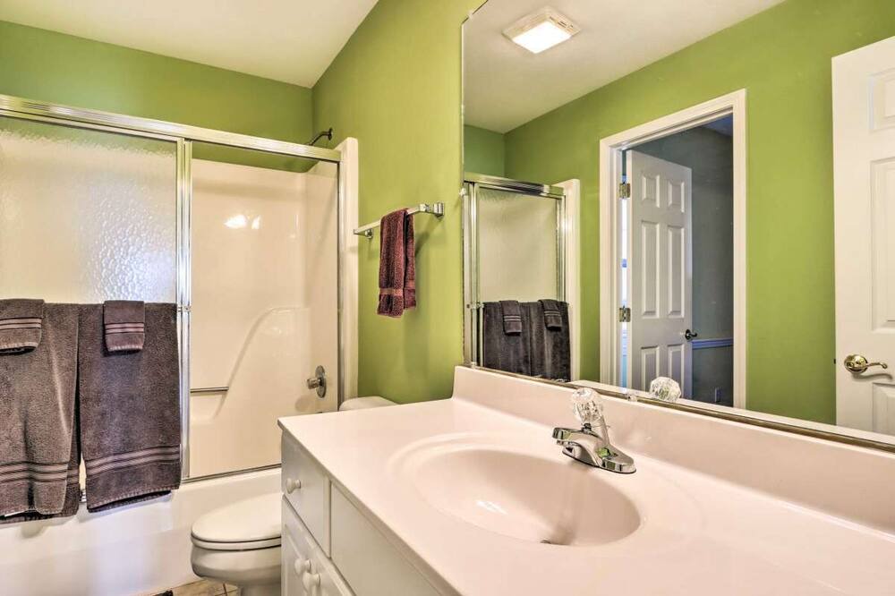 Photo of Bathroom in Lake Ozark