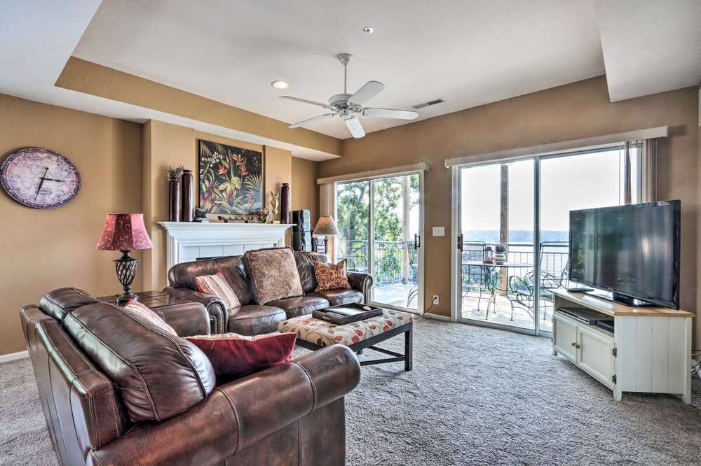 Photo of Livingroom in Lake Ozark
