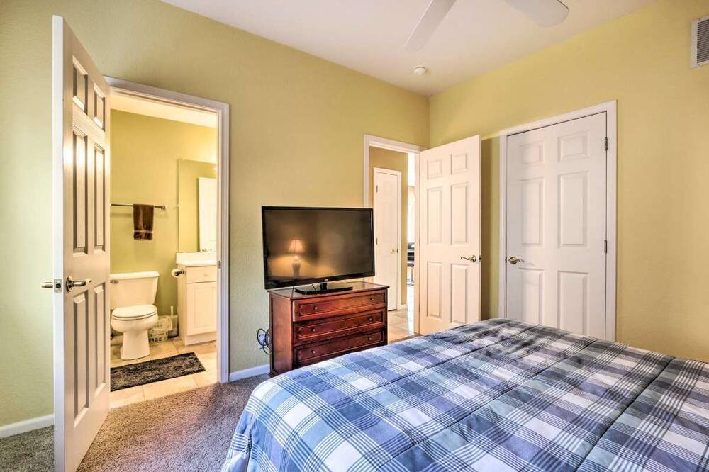 Photo of Bedroom in Lake Ozark