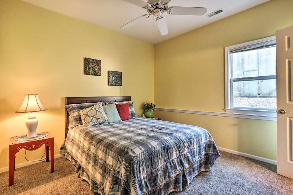 Photo of Bedroom in Lake Ozark