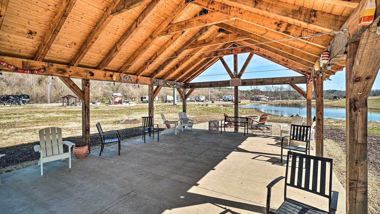 Photo of Outdoor in Morganton