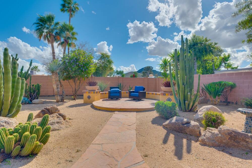Photo of Others in Paradise Valley Village