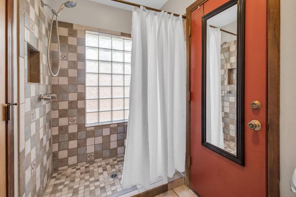 Photo of Bathroom in Paradise Valley Village