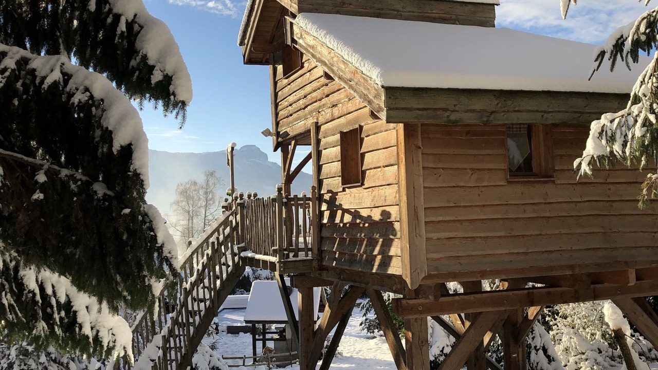Photo of Outdoor in Evires
