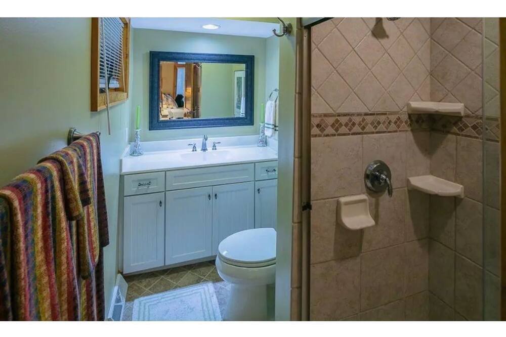 Photo of Bathroom in Beech Mountain