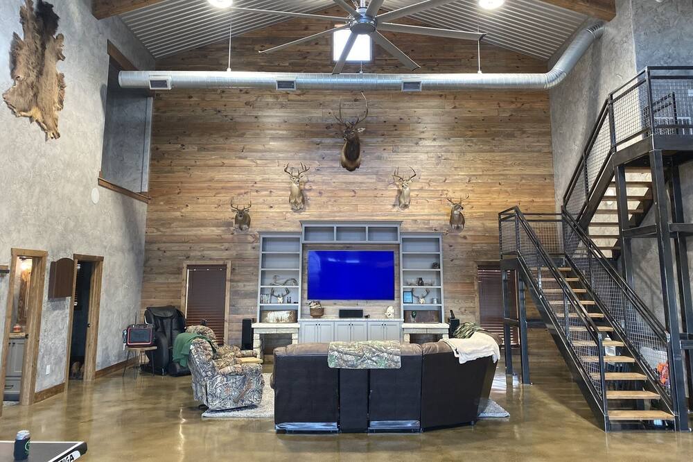 Photo of Livingroom in Silver