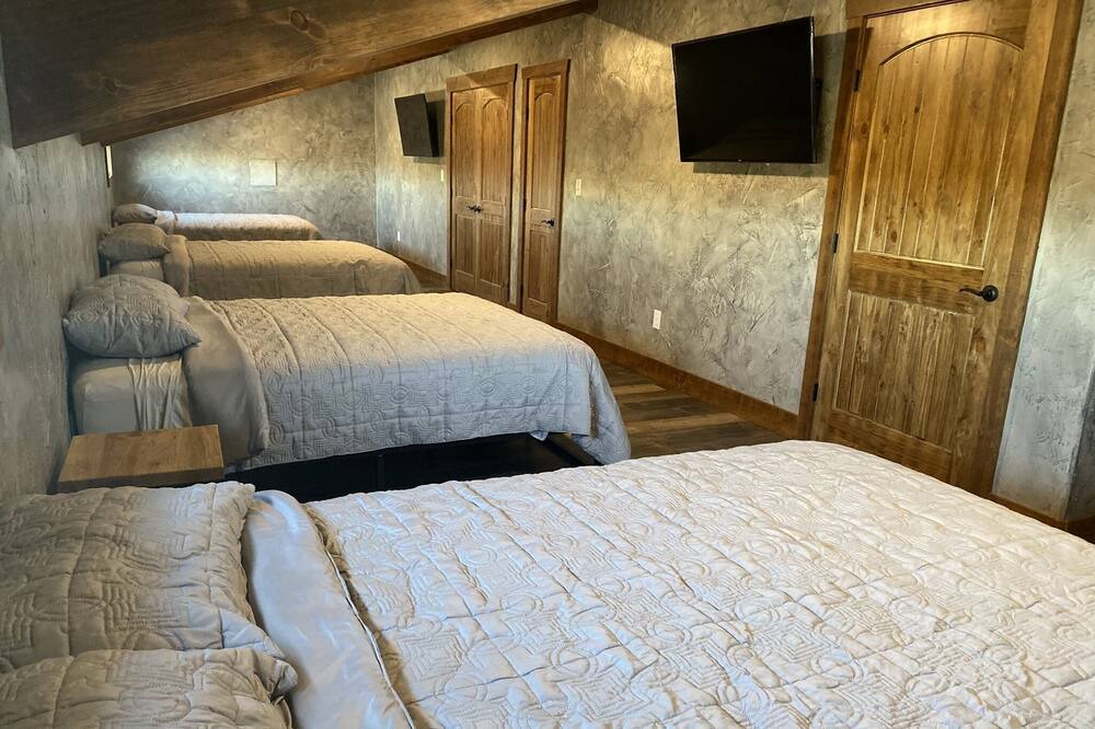 Photo of Bedroom in Silver
