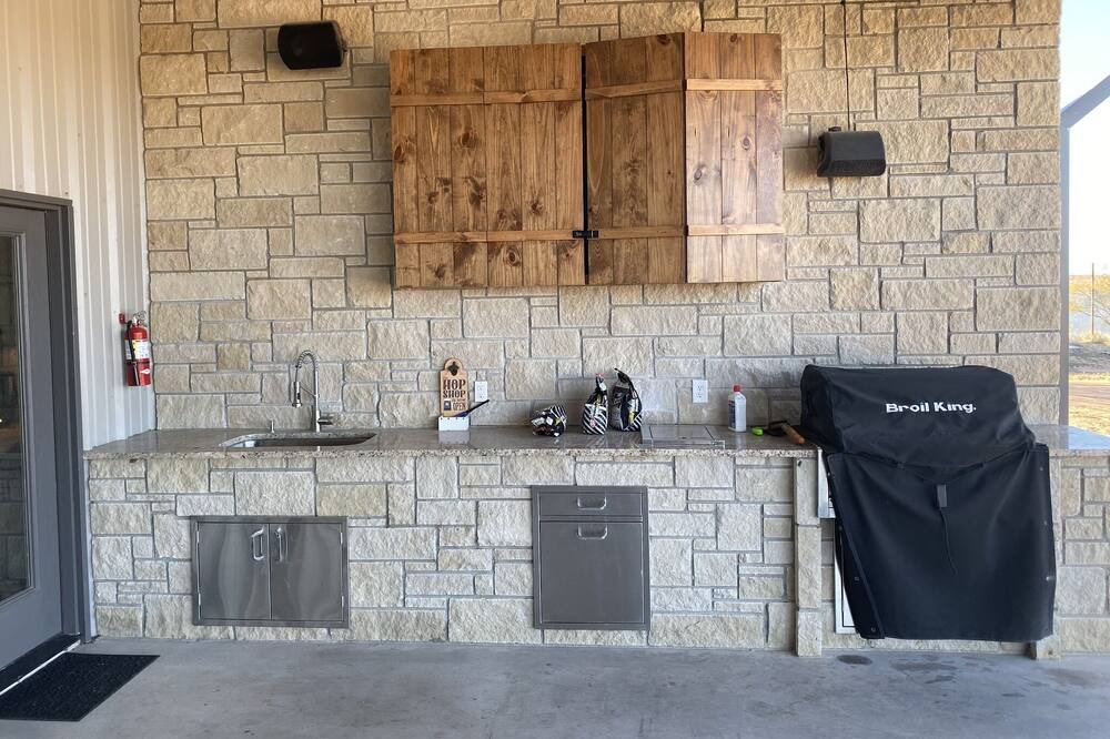 Photo of Kitchen in Silver