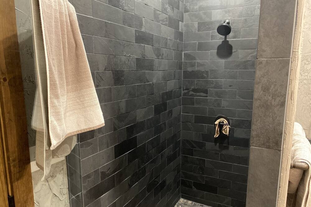 Photo of Bathroom in Silver
