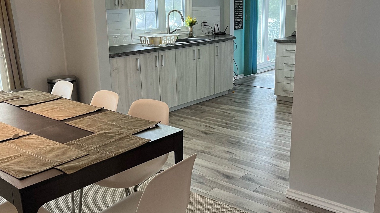 Photo of Kitchen in Leslie-Clapham-et-Huddersfield