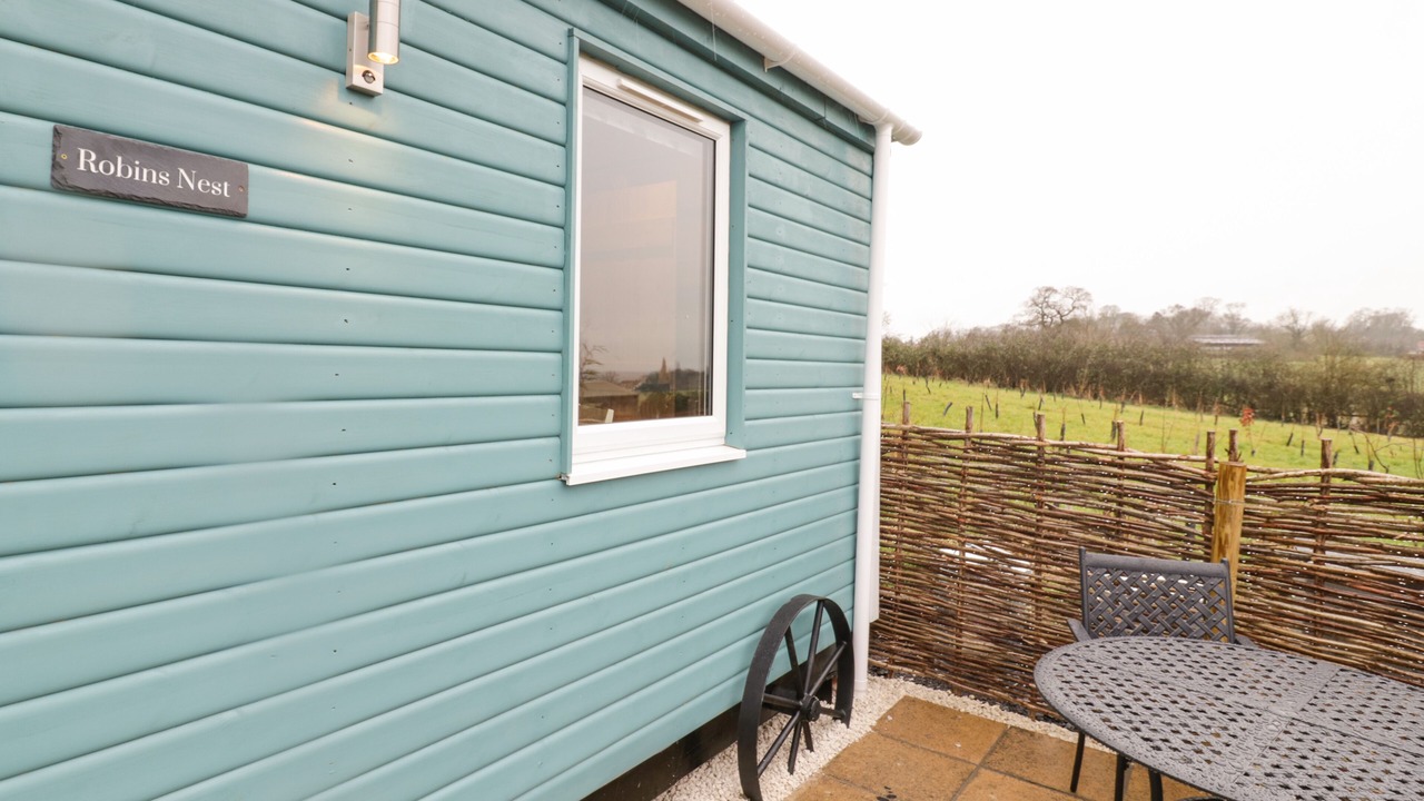 Photo of Patio Balcony in Napton-on-the-Hill