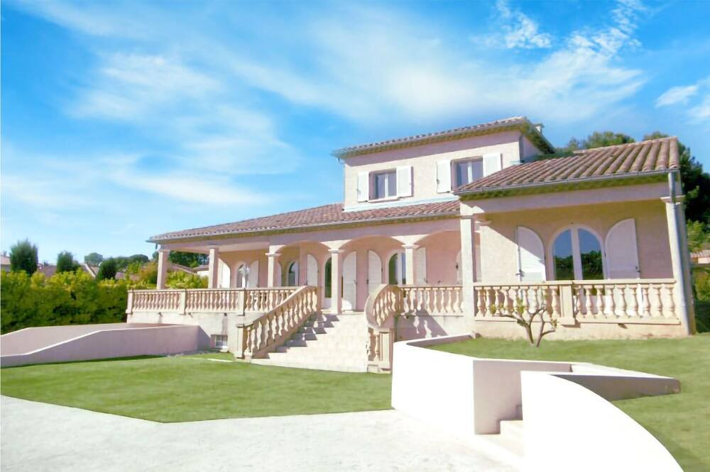 Photo of Outdoor in Capestang