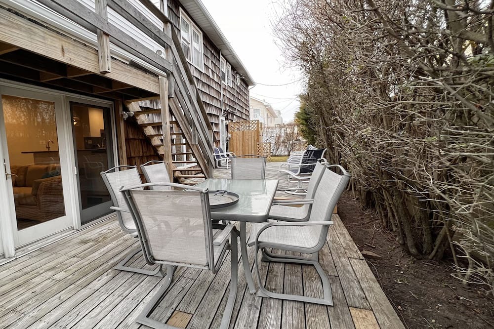 Photo of Patio Balcony in Lido Beach
