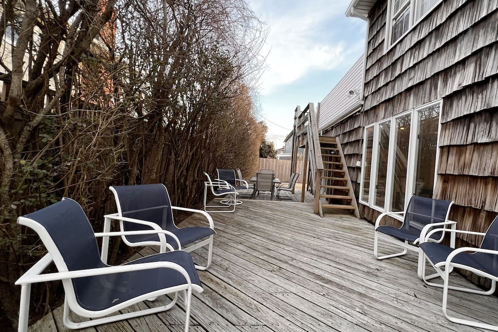 Photo of Patio Balcony in Lido Beach