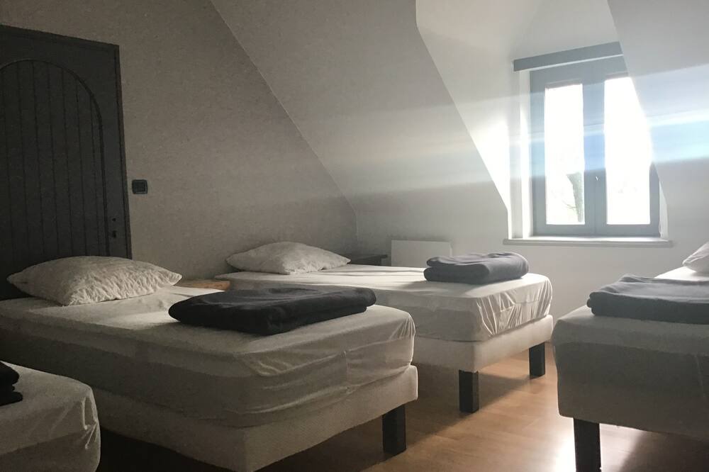 Photo of Bedroom in Saint-Dolay