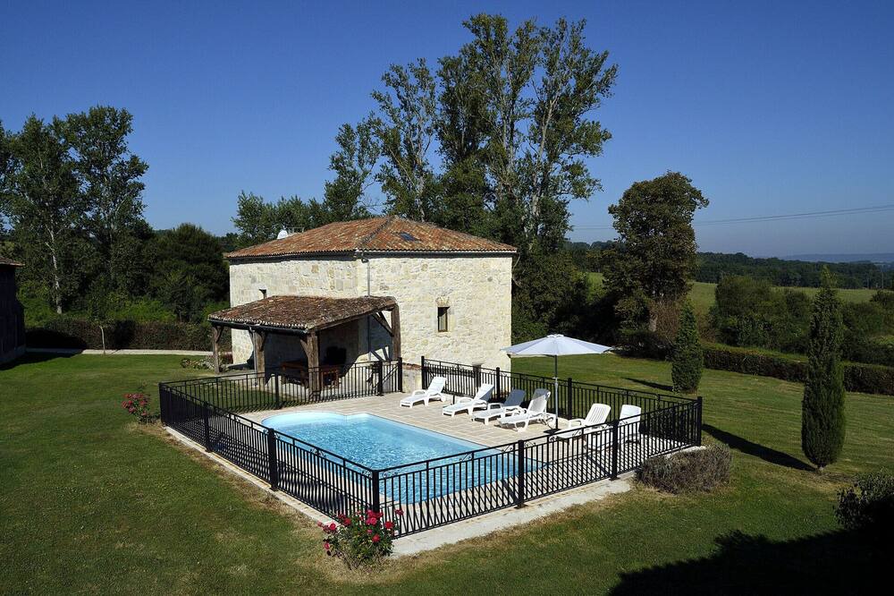 Photo of Outdoor in Montpezat