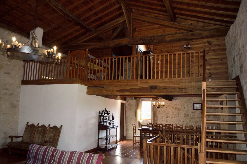 Photo of Livingroom in Montpezat