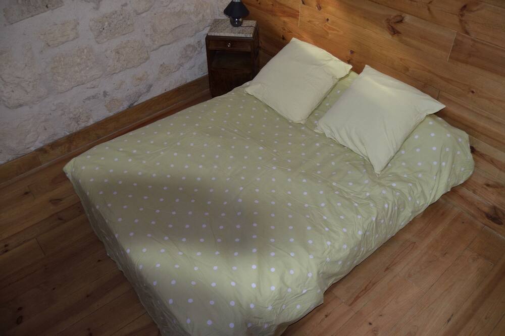 Photo of Bedroom in Montpezat