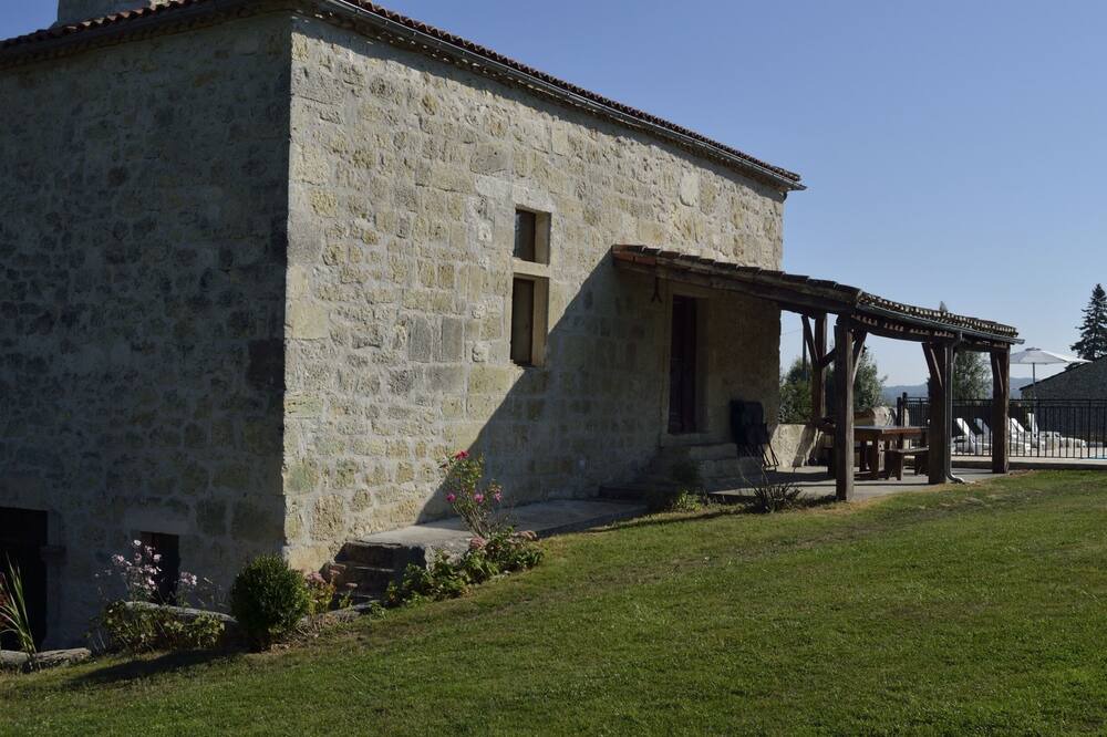 Photo of Outdoor in Montpezat