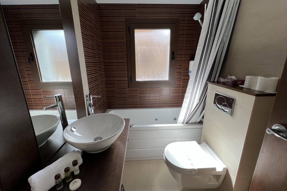 Photo of Bathroom in Bordes d'Envalira