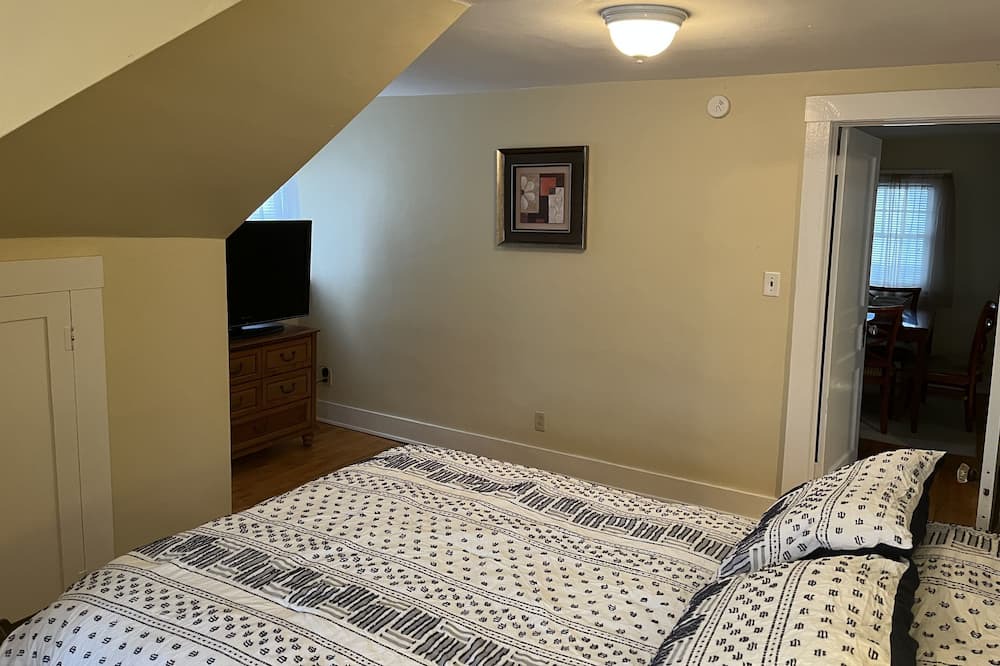 Photo of Bedroom in Singers Glen