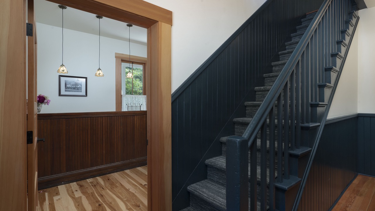 Photo of Others in Index