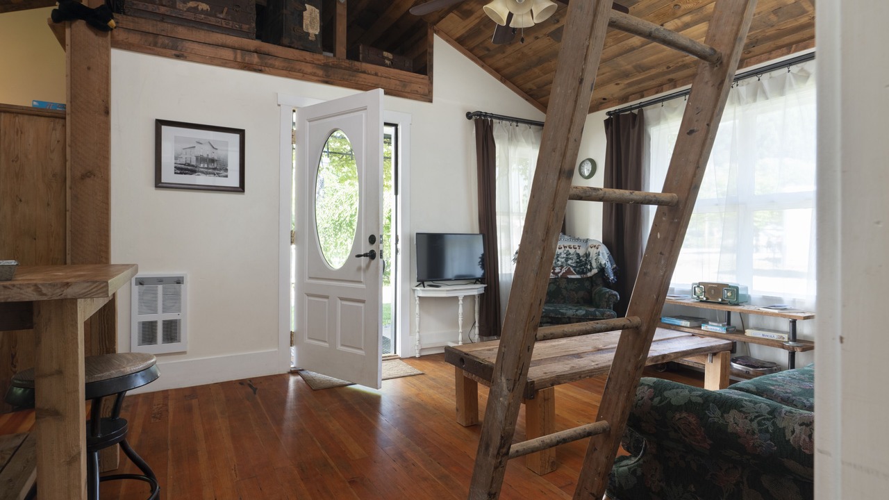 Photo of Others in Index