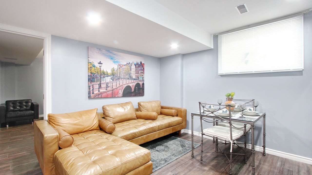 Photo of Livingroom in Mount Pleasant