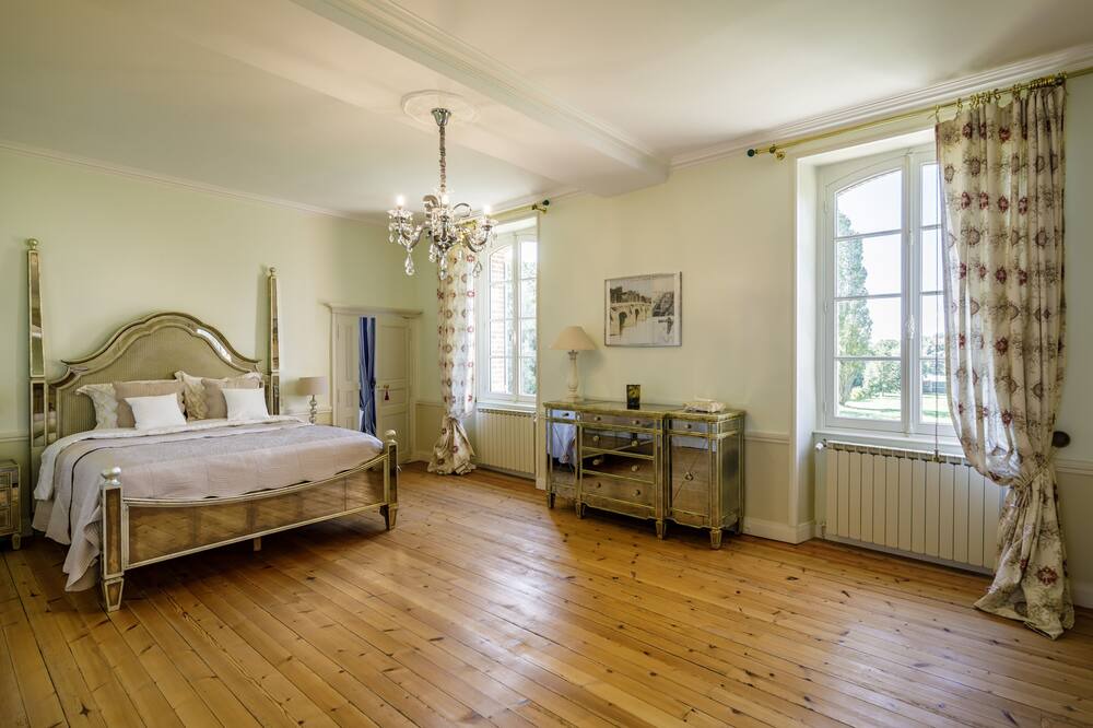 Photo of Bedroom in Crossac