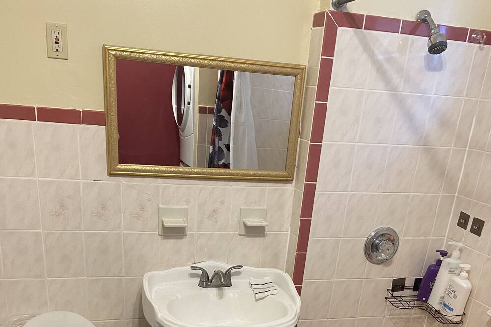 Photo of Bathroom in Lawrence