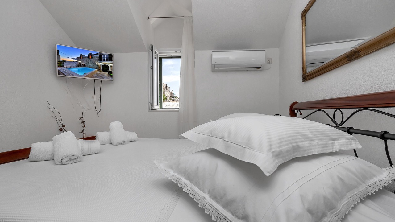 Photo of Bedroom in Baska Voda