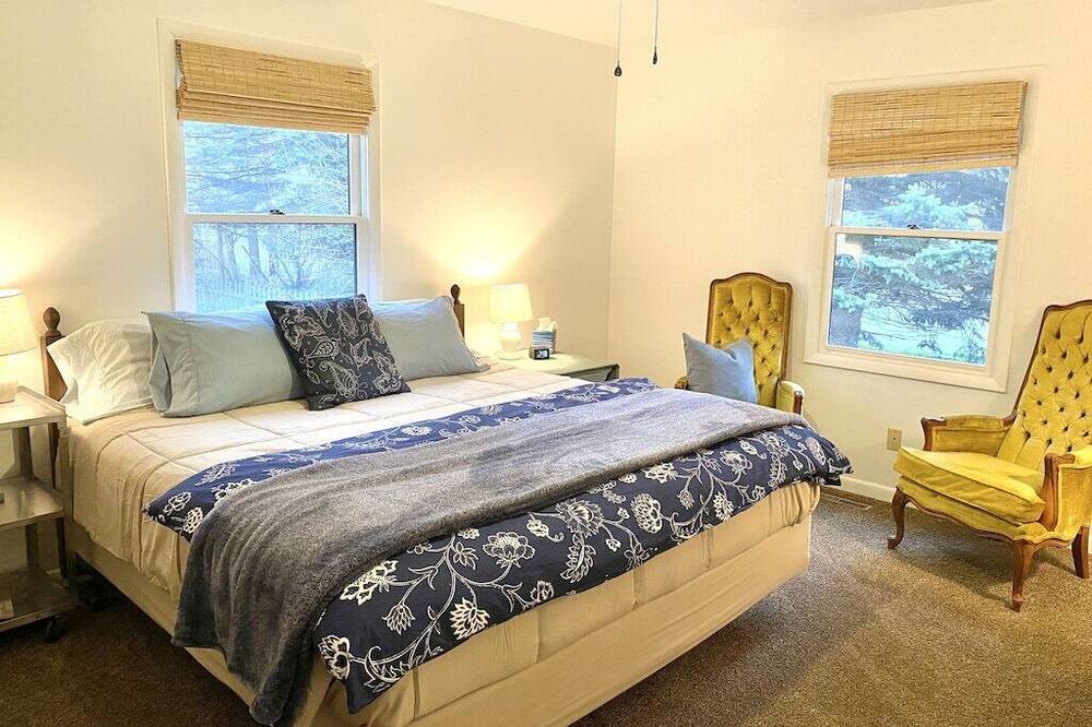 Photo of Bedroom in Berrien Springs