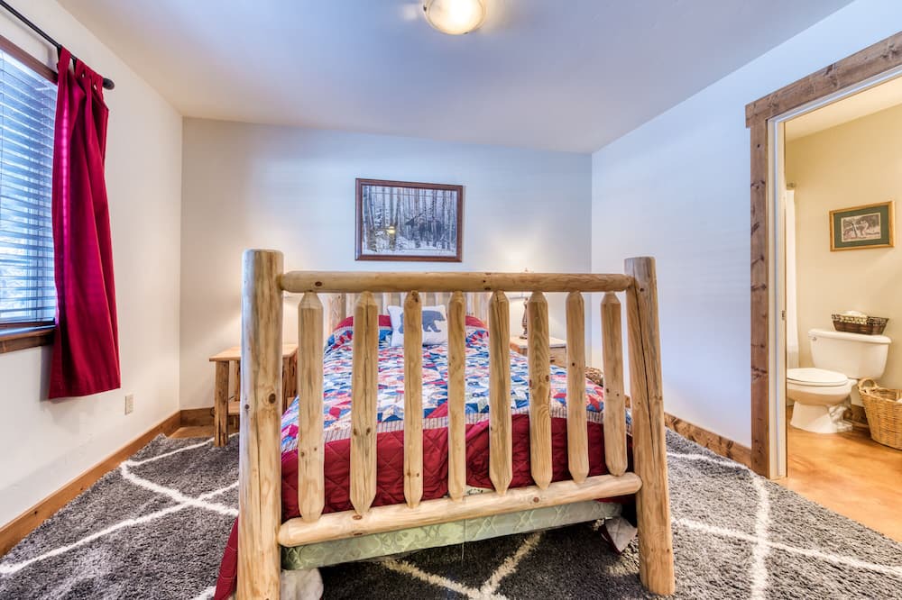 Photo of Bedroom in Conner